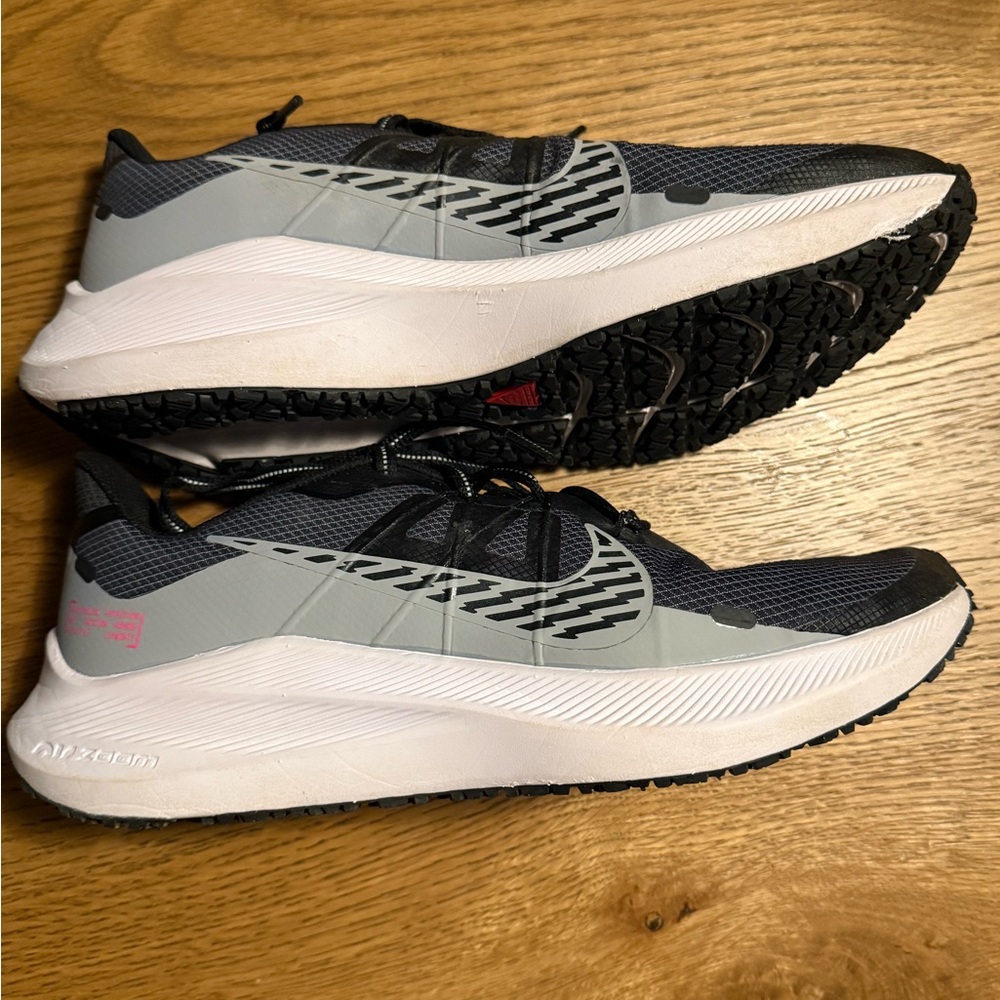 Nike Black and Gray Athletic Sneakers - Picture 2 of 6